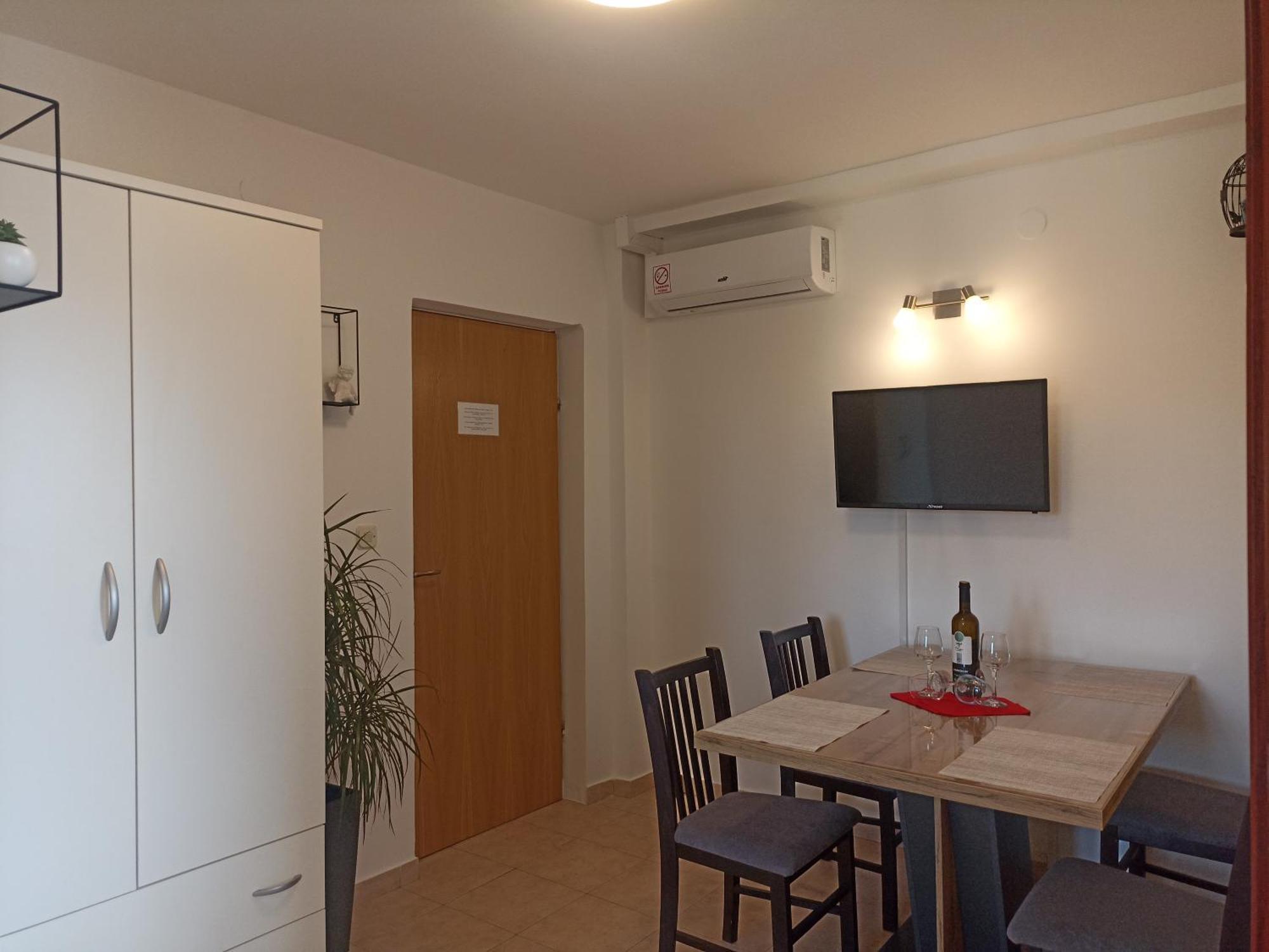 Apartments Baldo Slano Exterior photo